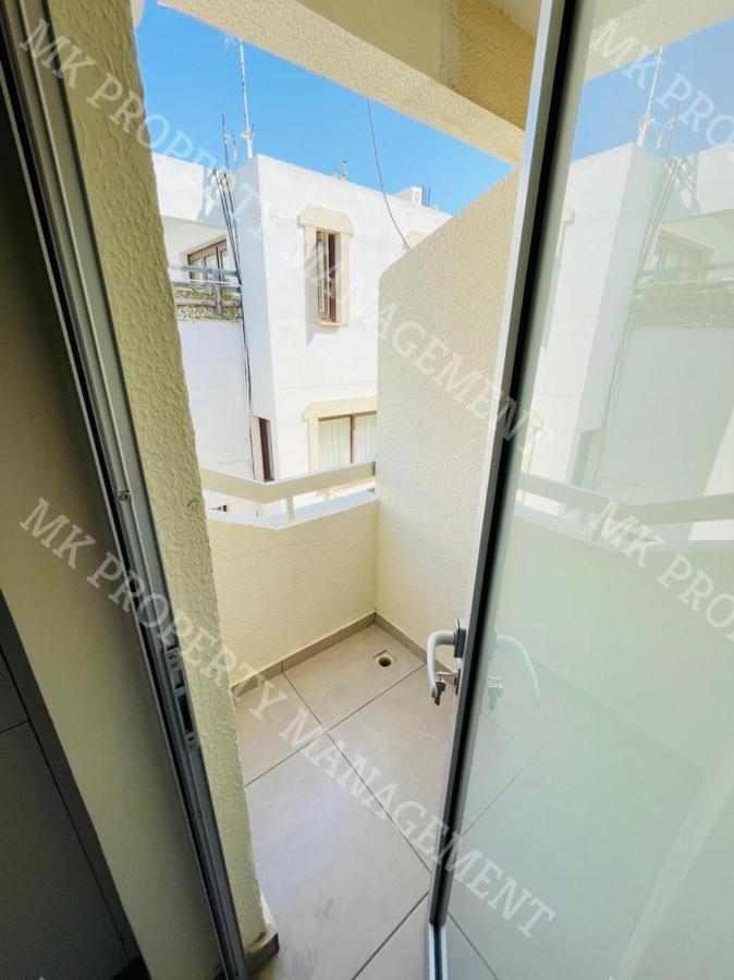Milos City Center Apts No.34 Larnaca Dış mekan fotoğraf