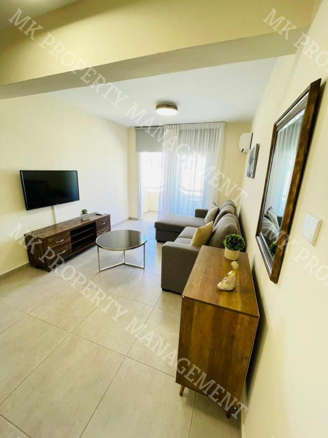 Milos City Center Apts No.34 Larnaca Dış mekan fotoğraf