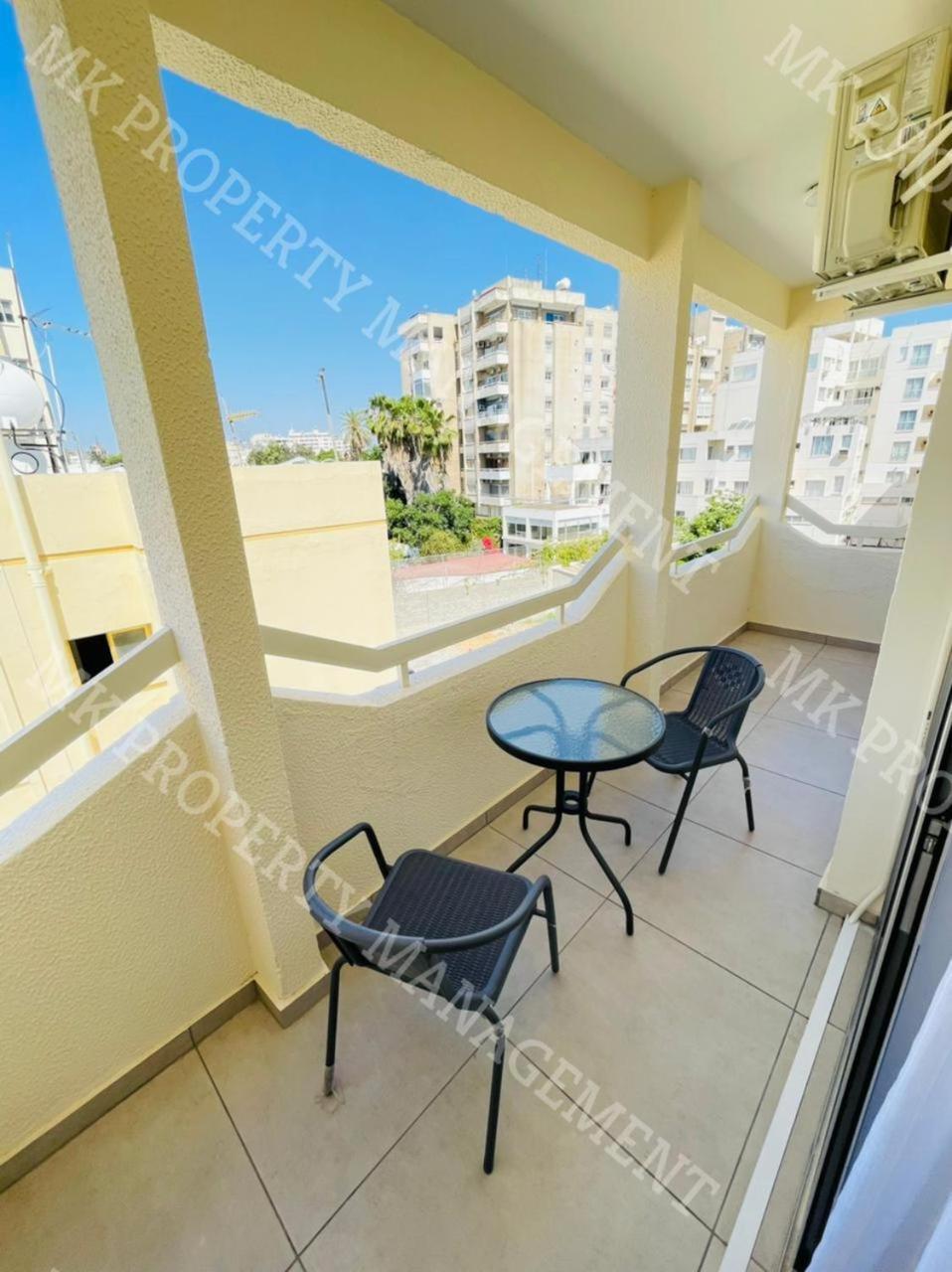 Milos City Center Apts No.34 Larnaca Dış mekan fotoğraf